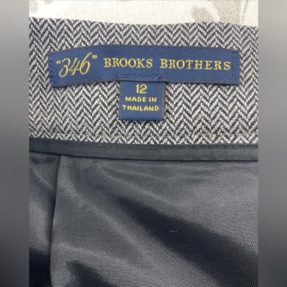 Brooks‎ Brothers Tweed Skirt
Womens 12 Black & White Pleated
Office/Business - Picture 7 of 8